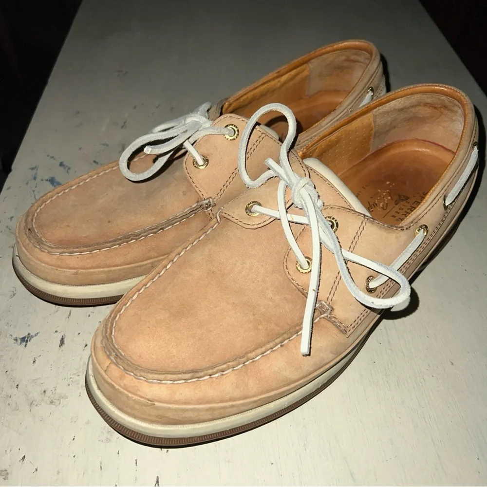 Sperry Gold Cup step into